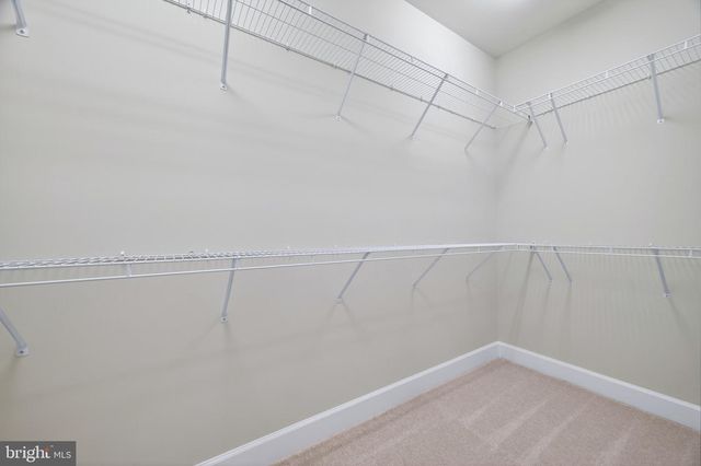 44397 MALTESE FALCON SQ, Ashburn, VA 20147