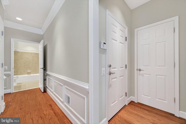 44397 MALTESE FALCON SQ, Ashburn, VA 20147
