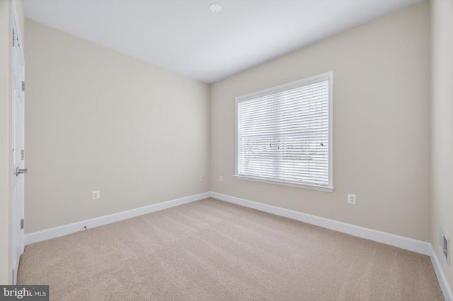 44397 MALTESE FALCON SQ, Ashburn, VA 20147