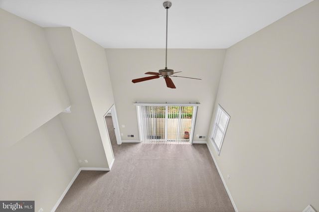 44397 MALTESE FALCON SQ, Ashburn, VA 20147