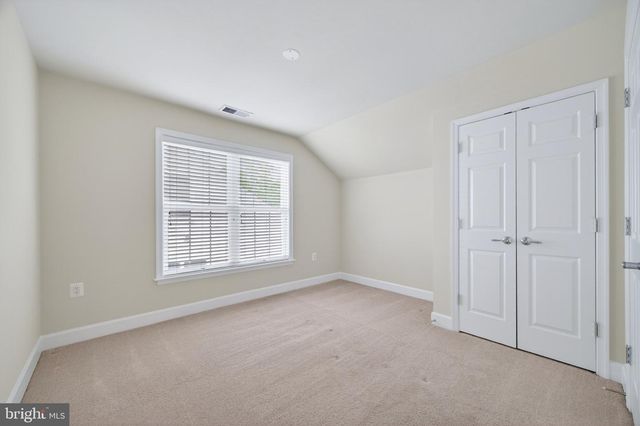 44397 MALTESE FALCON SQ, Ashburn, VA 20147