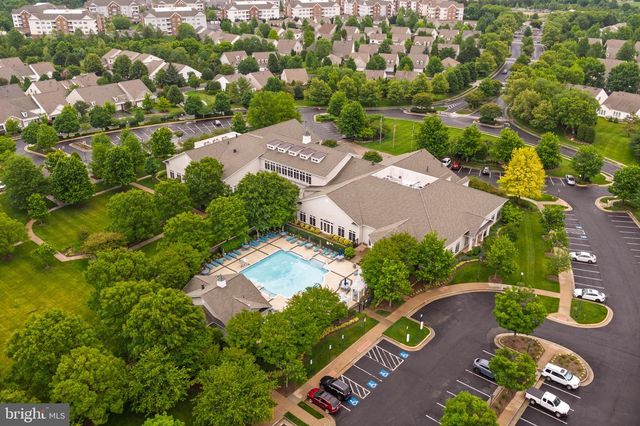 44397 MALTESE FALCON SQ, Ashburn, VA 20147