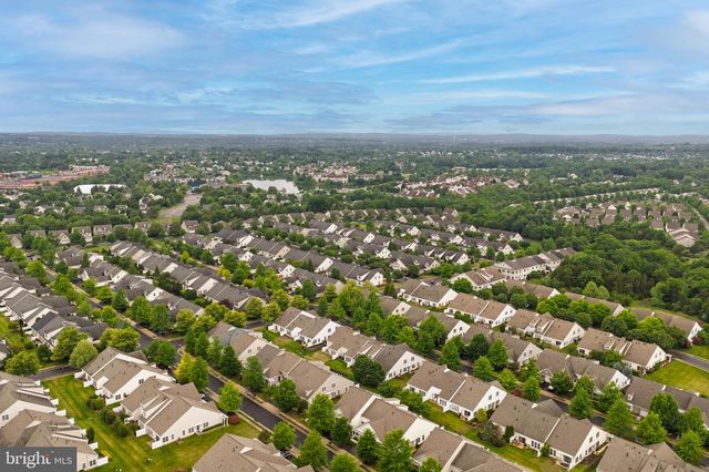 44397 MALTESE FALCON SQ, Ashburn, VA 20147