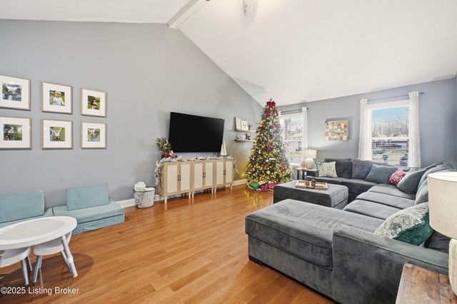 12005 Valley Meadow Way, Louisville, KY 40272