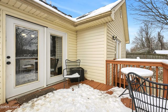 12005 Valley Meadow Way, Louisville, KY 40272