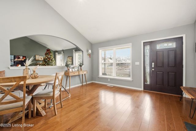 12005 Valley Meadow Way, Louisville, KY 40272