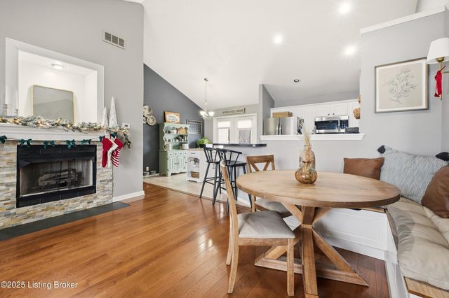 12005 Valley Meadow Way, Louisville, KY 40272