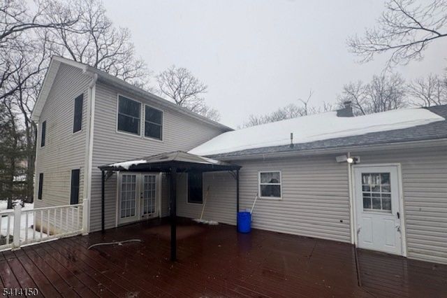 8 Lincoln Trl, Hopatcong Boro, NJ 07843