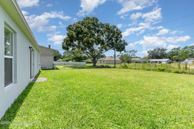 774 Fletcher Road SE, Palm Bay, FL 32909