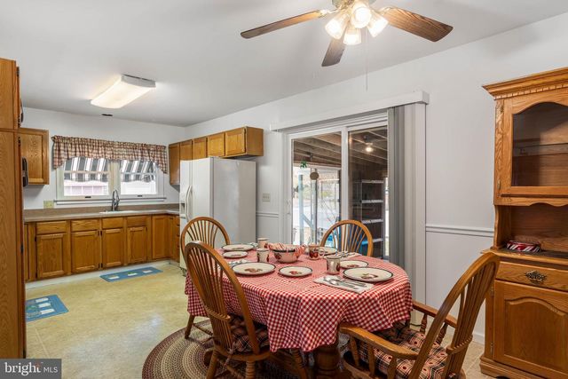 37526 OAK ST, Ocean View, DE 19970