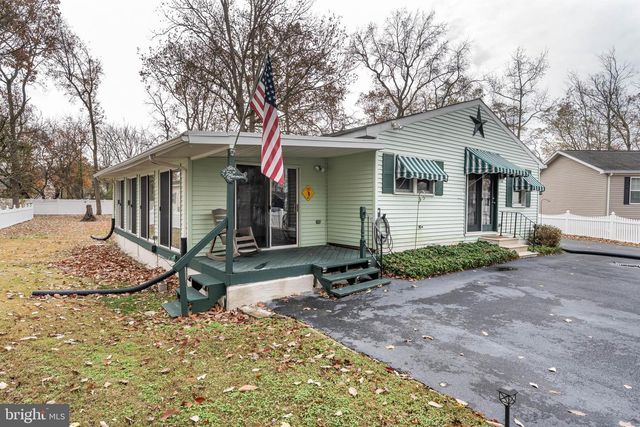 37526 OAK ST, Ocean View, DE 19970