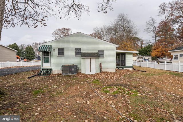 37526 OAK ST, Ocean View, DE 19970