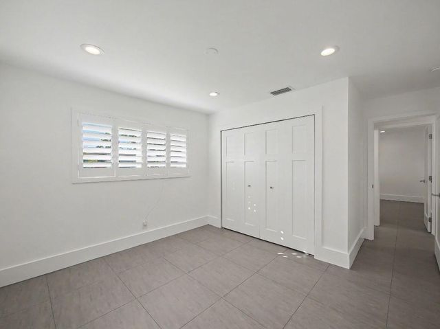 7981 Edgewater Dr, West Palm Beach, FL 33406