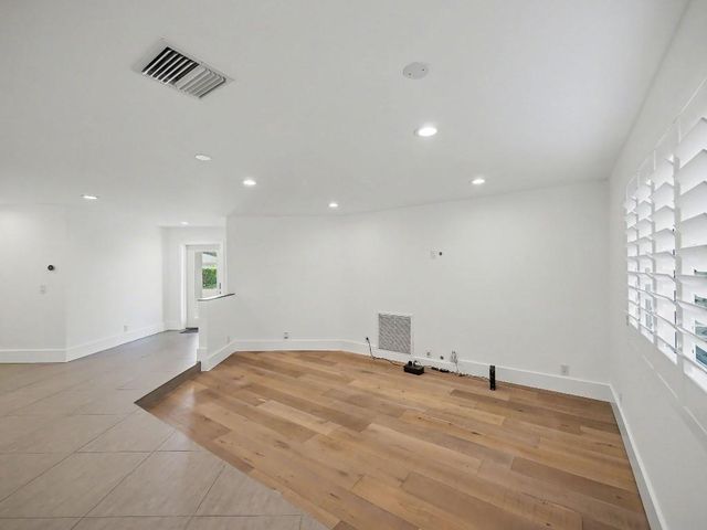 7981 Edgewater Dr, West Palm Beach, FL 33406