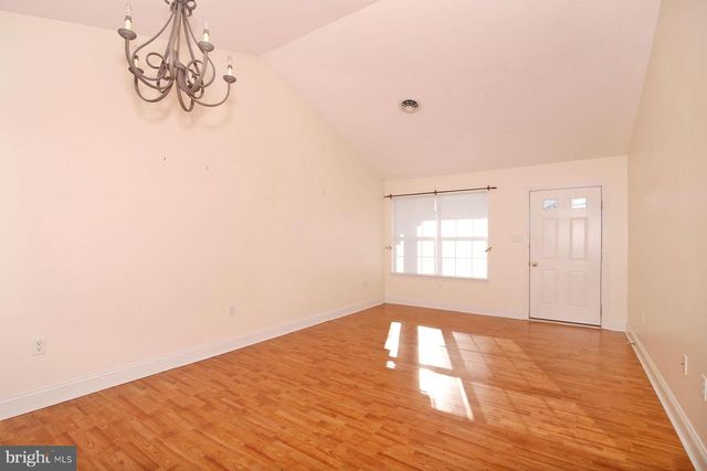 43 FARM LN, Lancaster, PA 17603