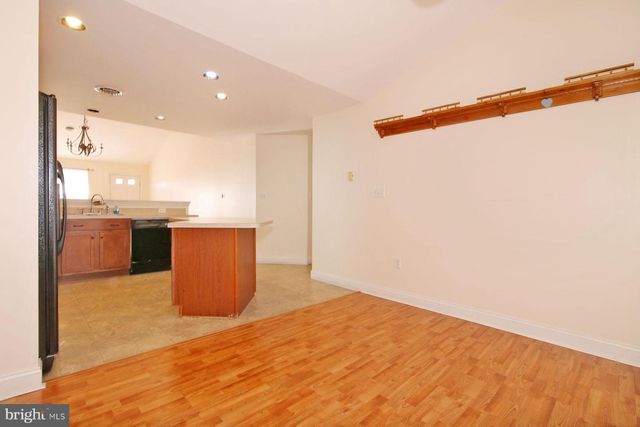 43 FARM LN, Lancaster, PA 17603