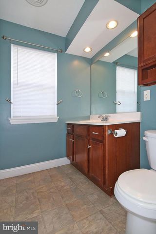 43 FARM LN, Lancaster, PA 17603