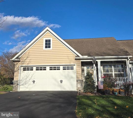 43 FARM LN, Lancaster, PA 17603