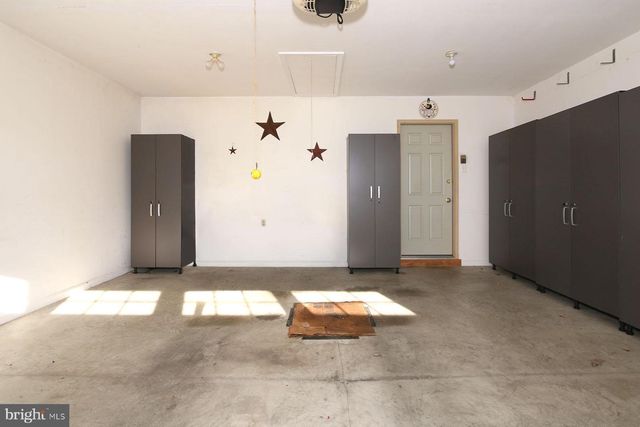 43 FARM LN, Lancaster, PA 17603