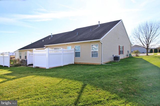 43 FARM LN, Lancaster, PA 17603