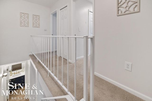 2029 Shorepointe Lane, Grosse Pointe, MI 48236