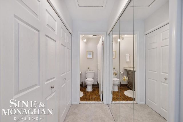 2029 Shorepointe Lane, Grosse Pointe, MI 48236