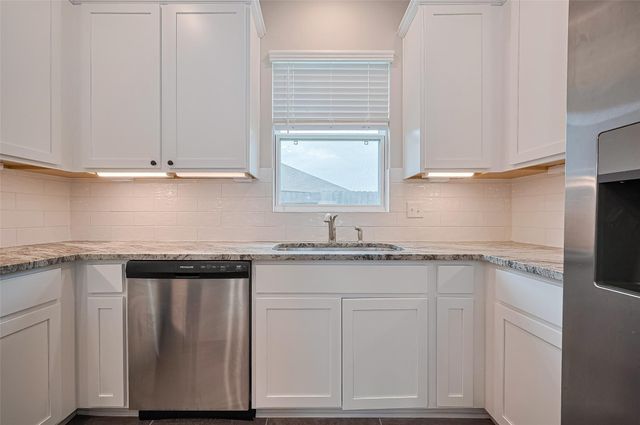 5122 Sedona Creek Dr, Katy, TX 77493