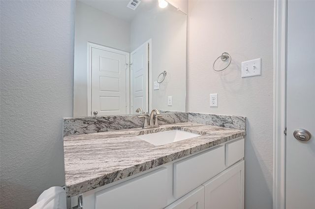 5122 Sedona Creek Dr, Katy, TX 77493