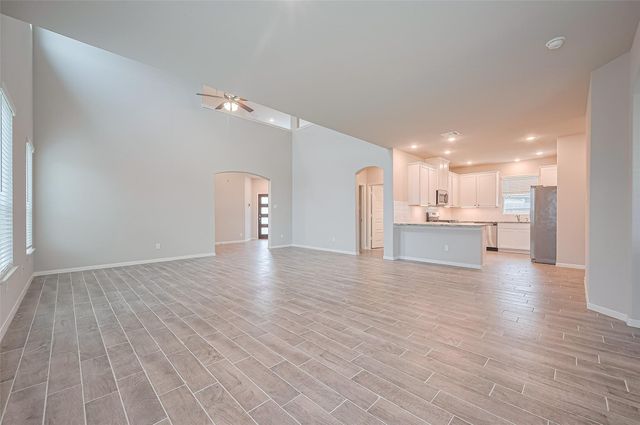 5122 Sedona Creek Dr, Katy, TX 77493