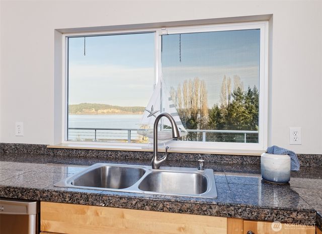 20 E Case View Place, Shelton, WA 98584