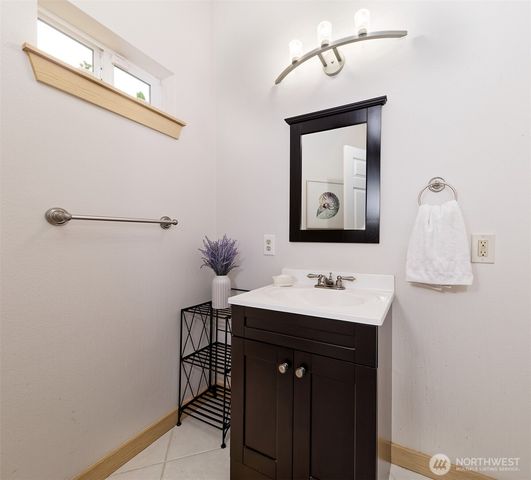 20 E Case View Place, Shelton, WA 98584