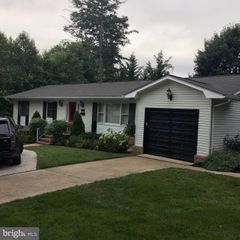 5806 N CHARLES ST, Baltimore, MD 21210