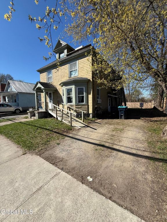 9 Feeder Street, Hudson Falls, NY 12839