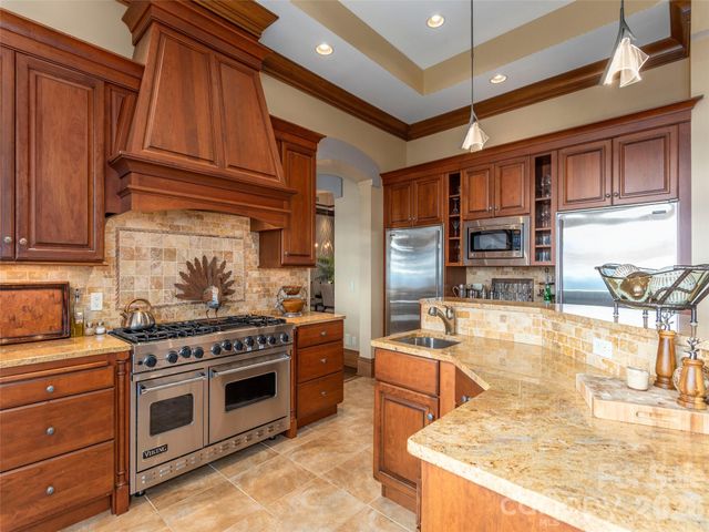 633 Altamont View, Asheville, NC 28804