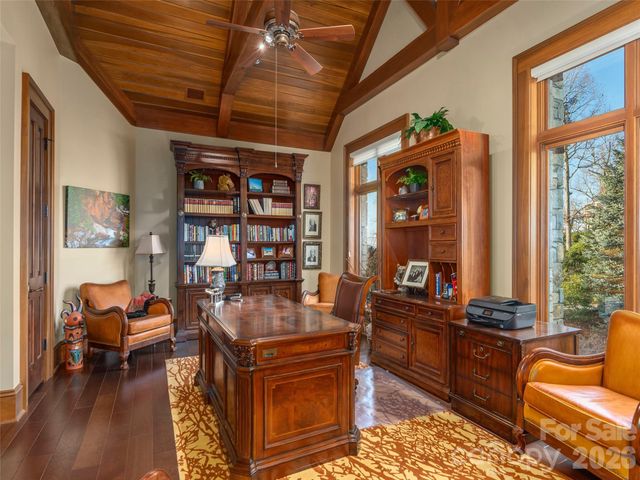 633 Altamont View, Asheville, NC 28804