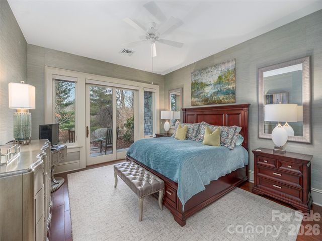 633 Altamont View, Asheville, NC 28804