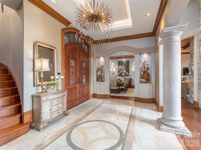 633 Altamont View, Asheville, NC 28804