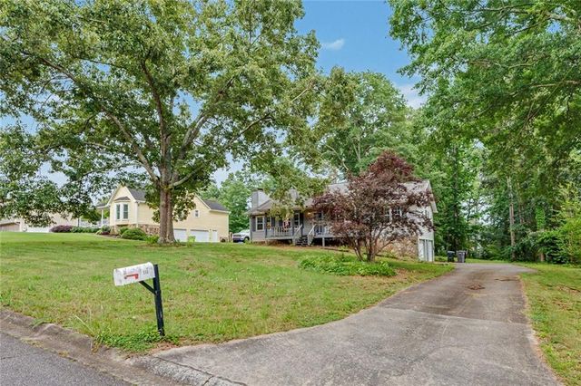 313 West Lane, Woodstock, GA 30188