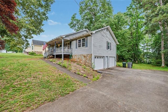 313 West Lane, Woodstock, GA 30188
