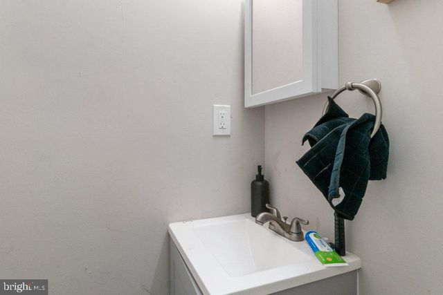 701 BAKER ST, Baltimore, MD 21217