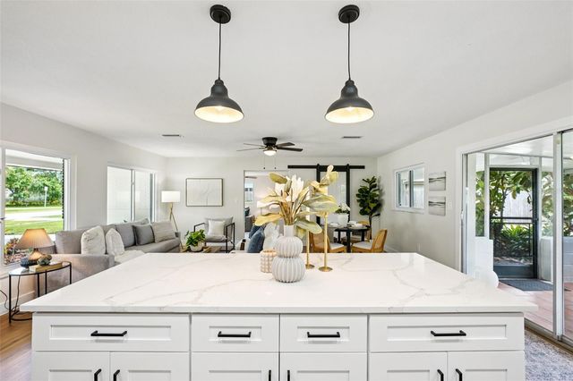 311 SHORE DRIVE E, Oldsmar, FL 34677