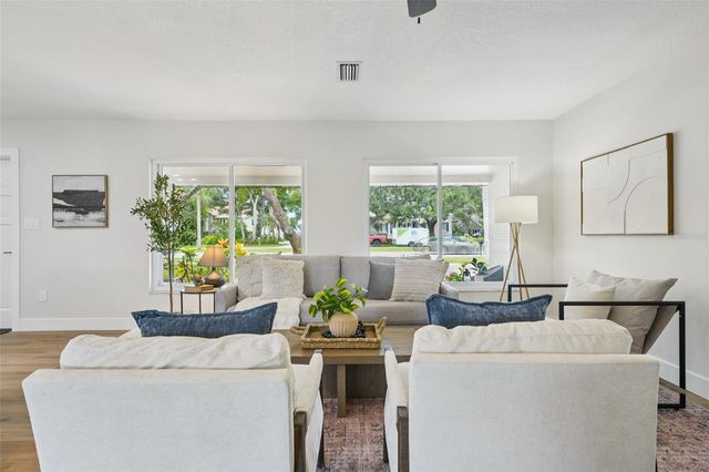 311 SHORE DRIVE E, Oldsmar, FL 34677