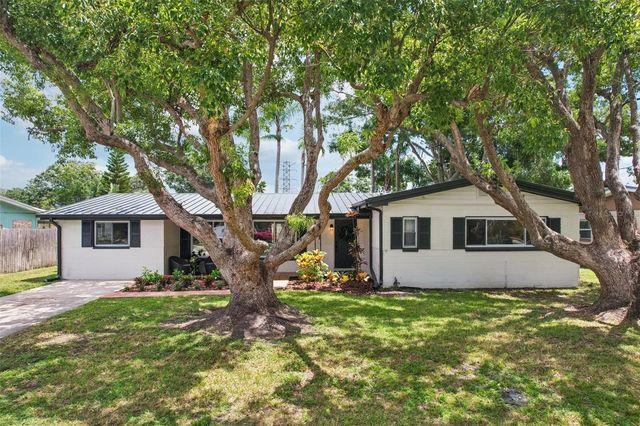 311 SHORE DRIVE E, Oldsmar, FL 34677