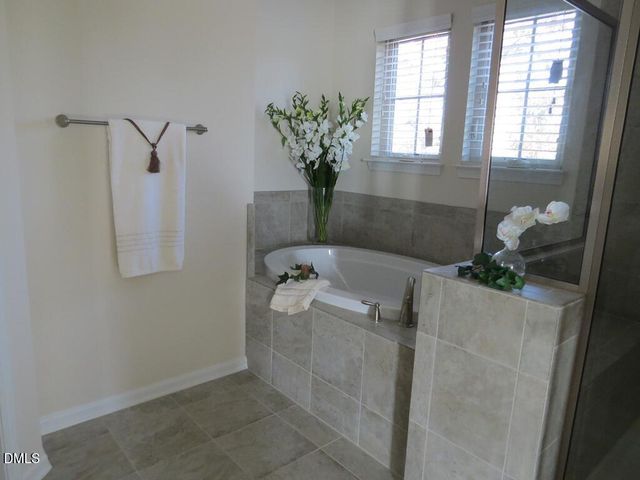 3908 Valley Side Court, Cary, NC 27519