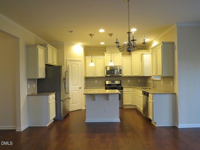 3908 Valley Side Court, Cary, NC 27519