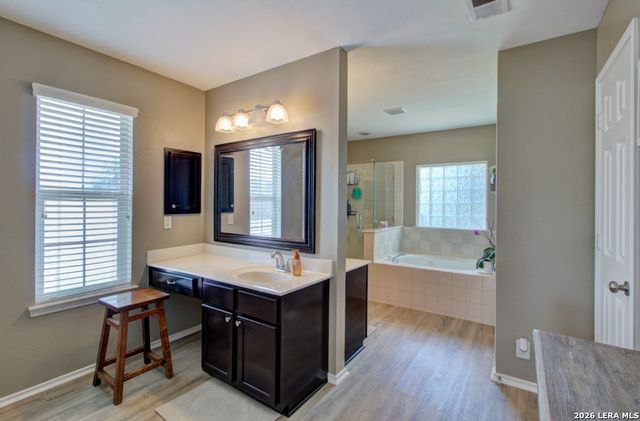 2103 Shoreham, San Antonio, TX 78260