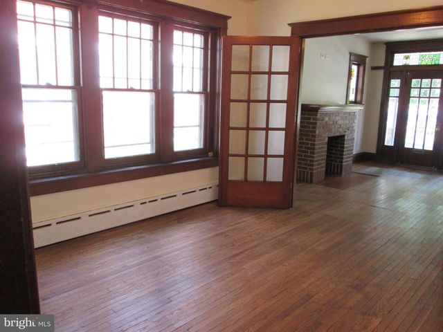 422 E 4TH ST, Boyertown, PA 19512