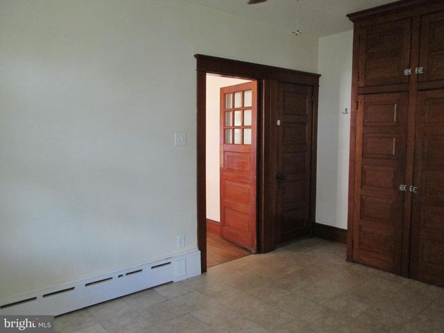 422 E 4TH ST, Boyertown, PA 19512