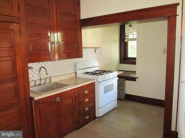 422 E 4TH ST, Boyertown, PA 19512