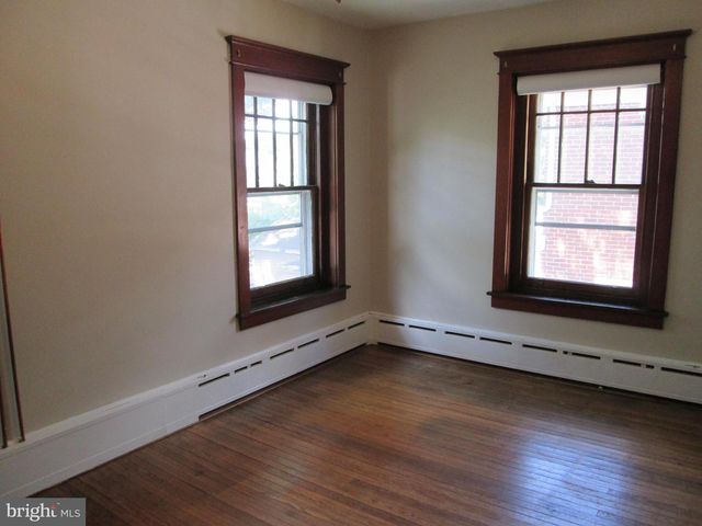 422 E 4TH ST, Boyertown, PA 19512